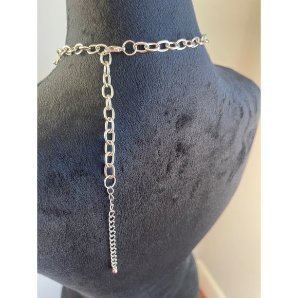 Women's Silver Triangular Tiered Layered Adjustable Length Necklace - Picture 3 of 3